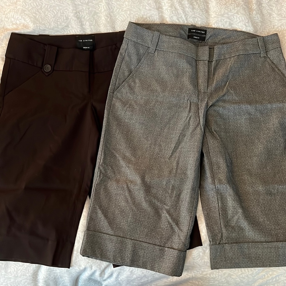 Set of 2 Limited Bermuda Dress shorts, size 0,2